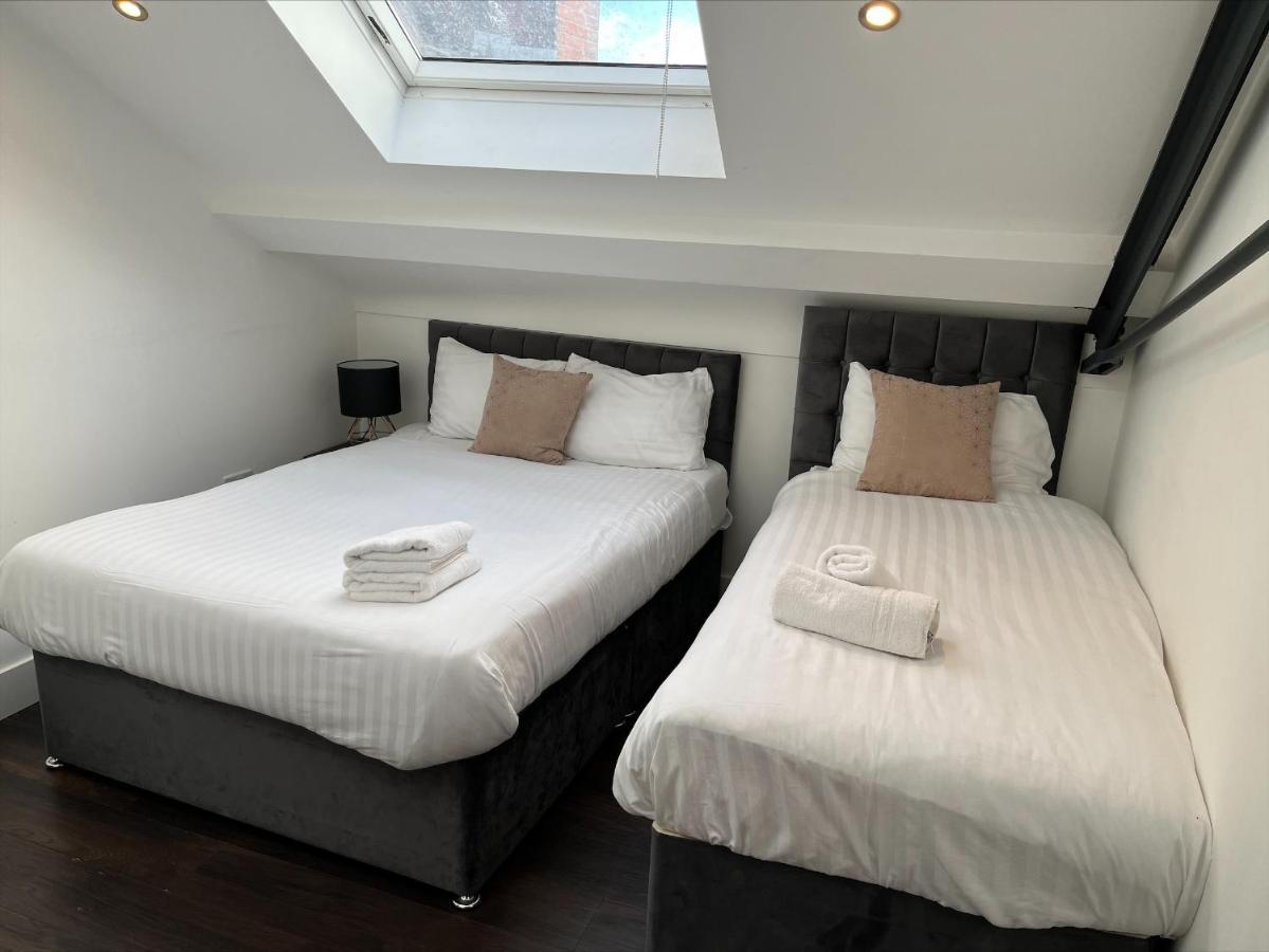 Central Aparthotel By Ustay Liverpool Exterior photo