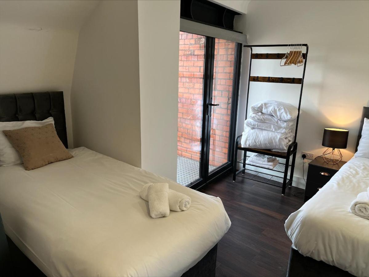 Central Aparthotel By Ustay Liverpool Exterior photo